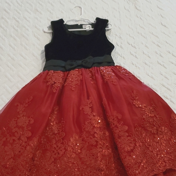 Girls Holiday dress - Picture 1 of 8